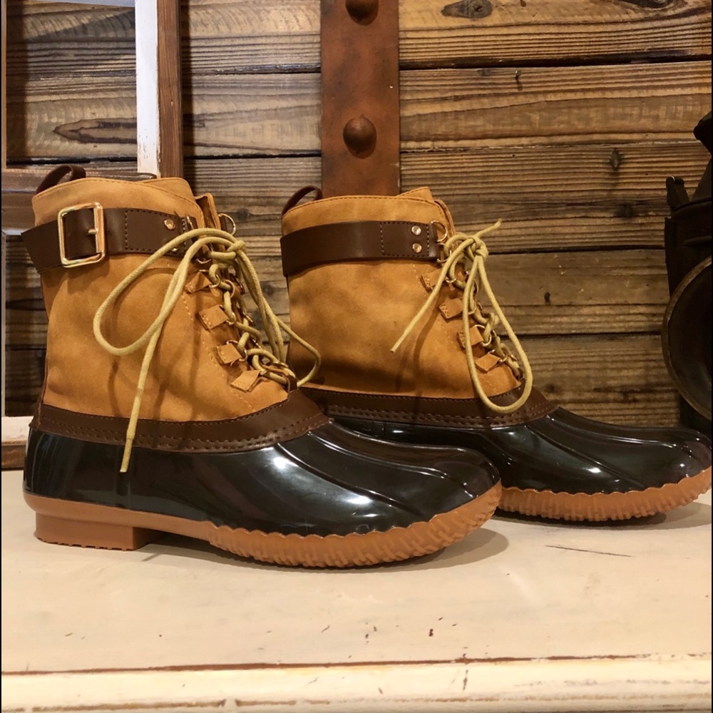 Henry Ferrera Mission 18 Womens Duck Boot Size 7